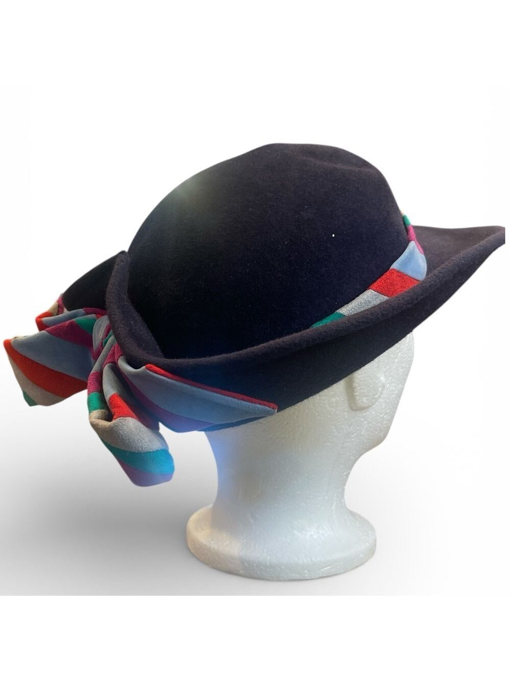 Vintage 1960s Cloche Hat Gladys McFerron Felt Bow Parisian Jackie O Style